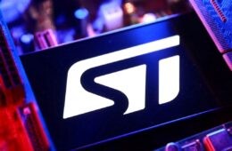 Sell off globale sui tecnologici, a Milano giù St e Prysmian